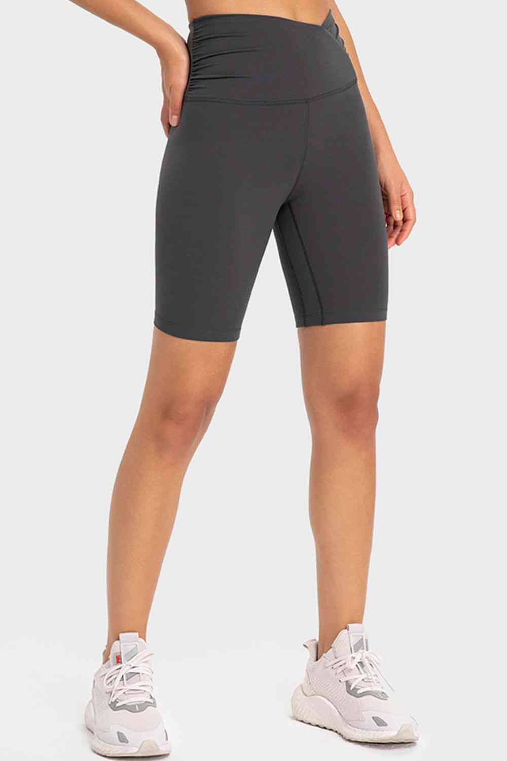 V-Waist Biker Shorts