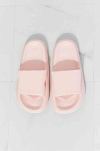 MMShoes Arms Around Me Open Toe Slide in Pink